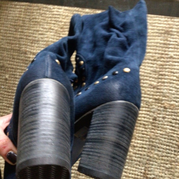 Sale! Rare Free People studded Dakota suede boot - Picture 5 of 13